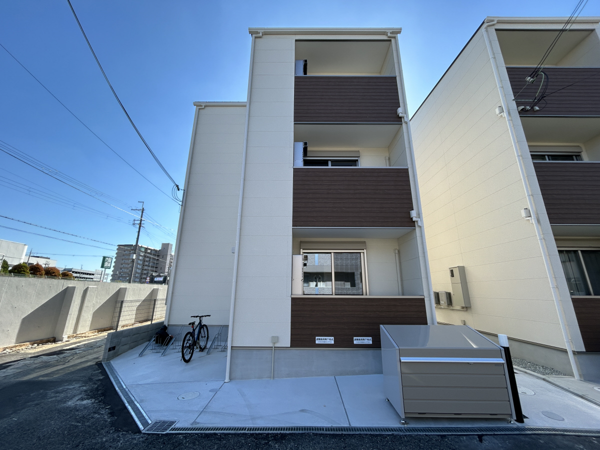 物件番号:1076746680 大手ハウスメーカー施工の新築ハイツ ペット相談可 インターネット無料です