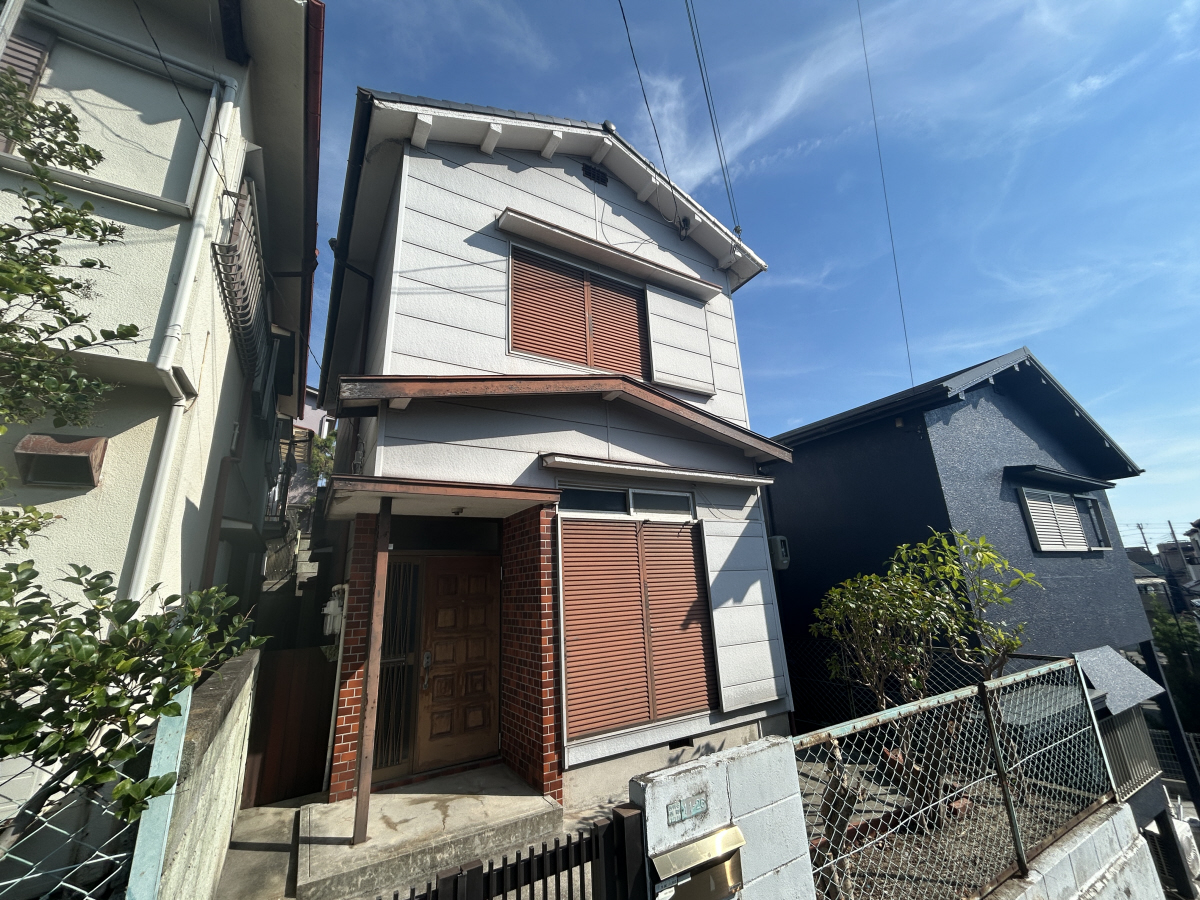 物件番号:1076746687 JR西明石駅徒歩圏内の戸建賃貸 ペット相談可 諸条件相談可です