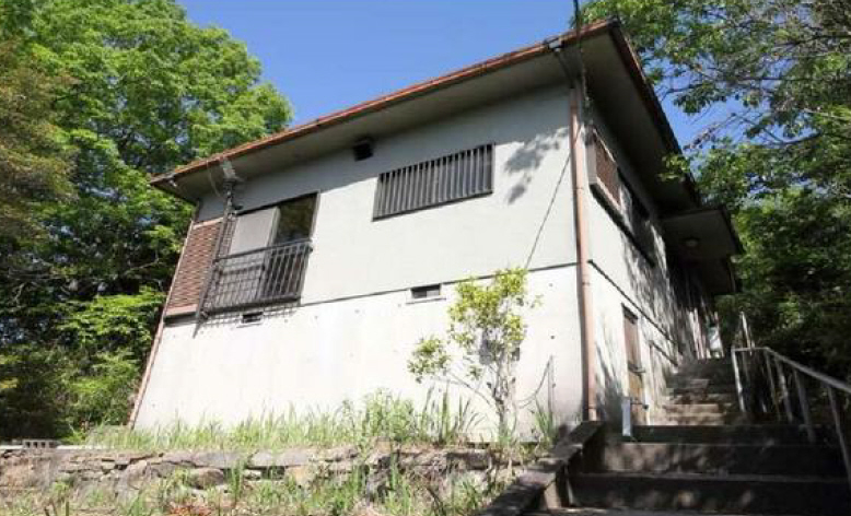 物件番号:1076746927 敷金・礼金0円キャンペーン　駐車場敷地内空きあり　使いやすい間取りです