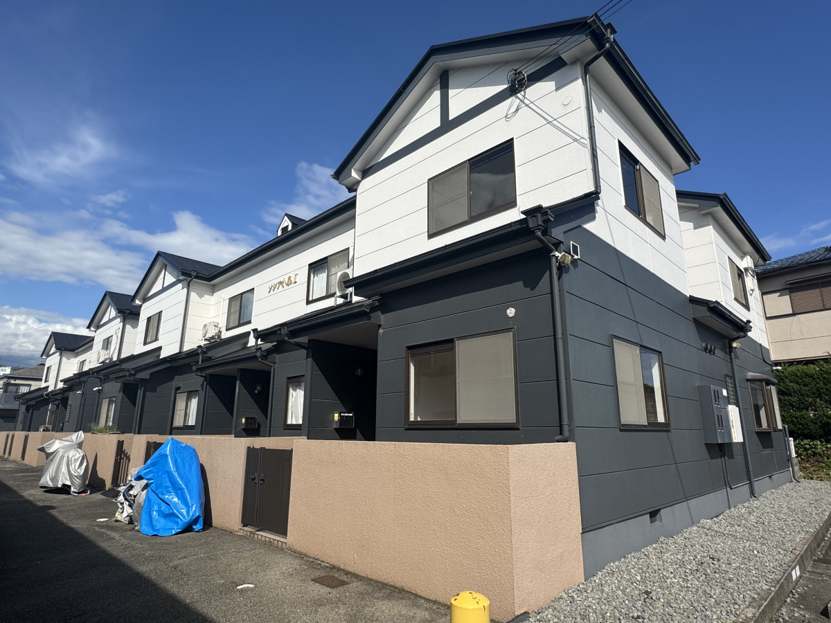 物件番号:1076734614 ペット(猫も)OK 人気のテラスハウスタイプ 敷地内駐車場完備