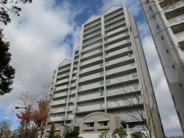 物件番号:1076744324 人気の分譲マンション　7F角部屋で日当り・眺望良好　駐車場も空有ります