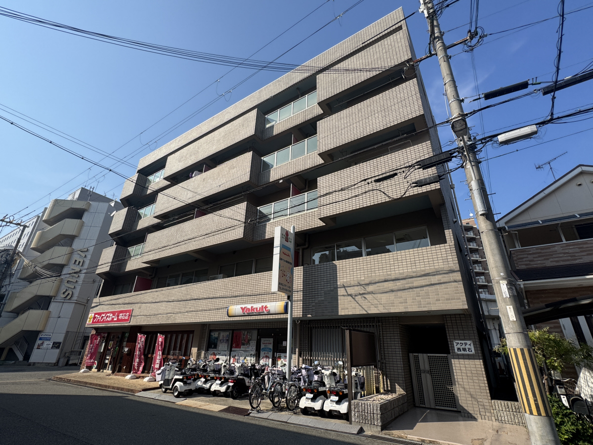 物件番号:1076746560 JR西明石駅まで楽々の徒歩圏内 洗面台新品 角部屋で日当り良好です