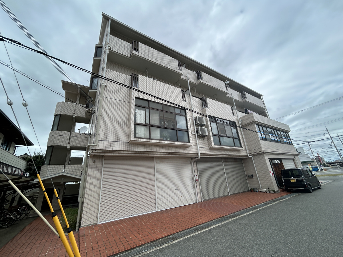 物件番号:1076745388 JR西明石駅まで楽々の徒歩圏内 最上階・角部屋で日当り良好です