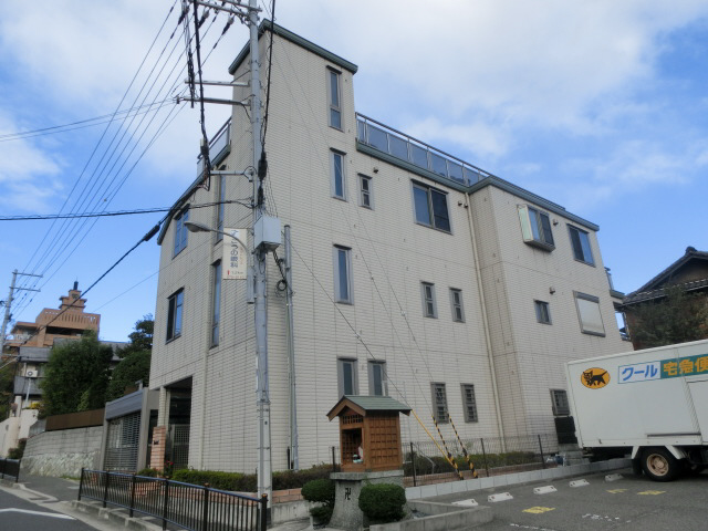 物件番号:1076744156 JR・山陽明石駅まで徒歩圏内　人気の3点セパレート　角部屋で日当たり良好