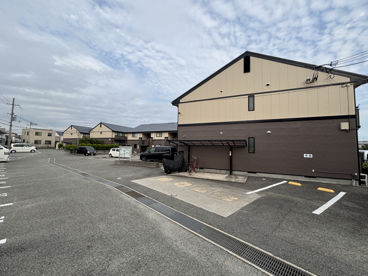 物件番号:1076744283 JR大久保駅まで徒歩圏内　目の前コンビニで生活便利な立地です