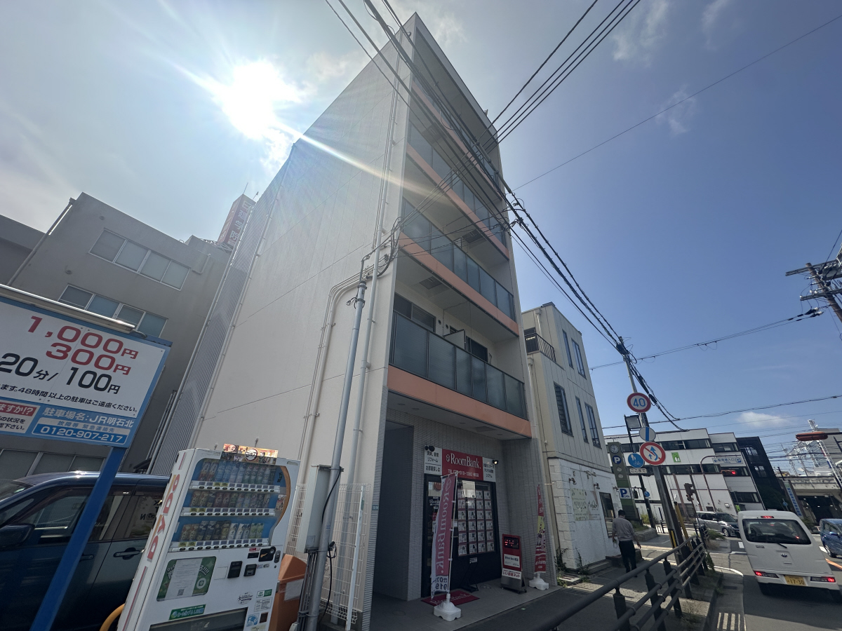 物件番号:1076707725 安心レディースマンション　防犯カメラ設置　駅も目の前で生活便利です