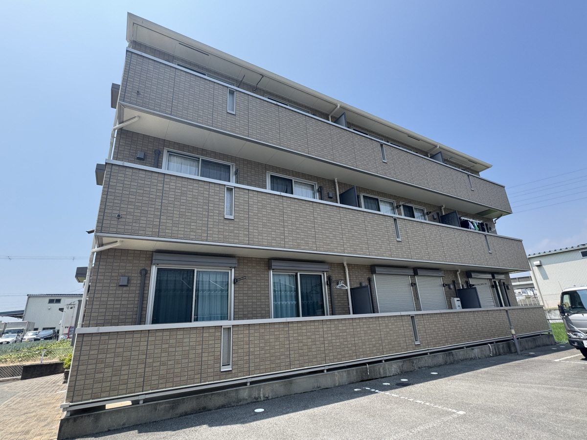 物件番号:1076707792 大手ハウスメーカー施工　設備充実　オートロックつきです