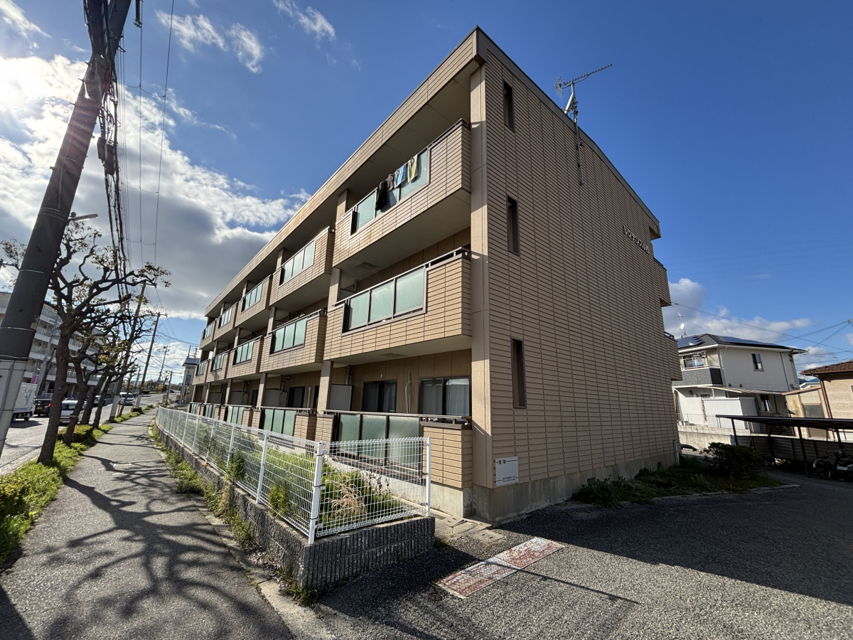 物件番号:1076723157 3DK→2LDKに大改装 大型スーパー近く生活便利な立地です