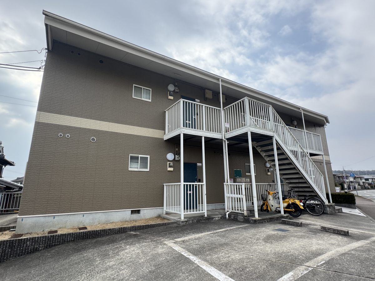 物件番号:1076730133 公園目の前 環境良好 人気の住宅街 南向きで日当り良好です