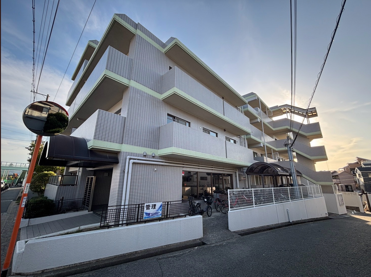 物件番号:1076746428 人気のマンション　住環境は良好　セキュリティーも安心ですよ
