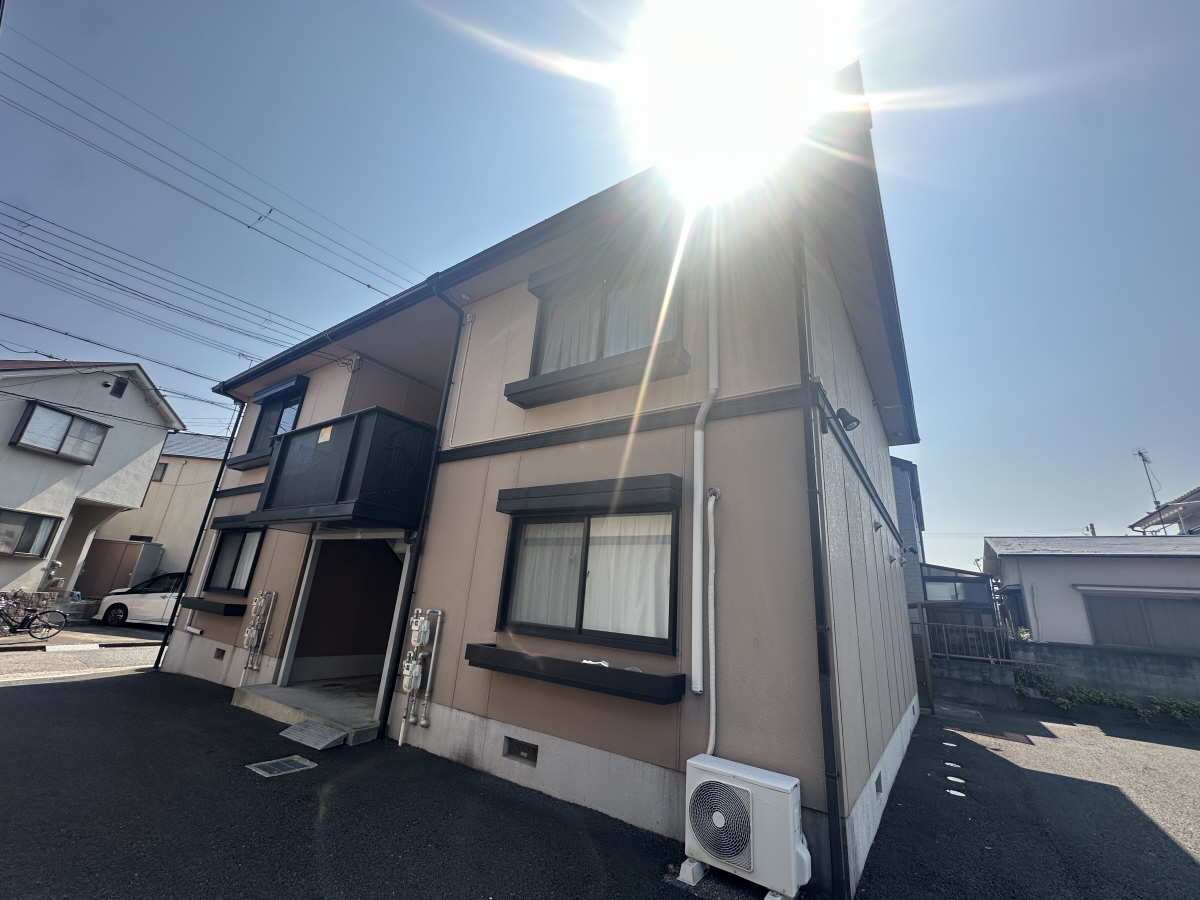 物件番号:1076717617 2LDK→1LDKにリノベーション　設備も増設　インターネット無料　都市ガス