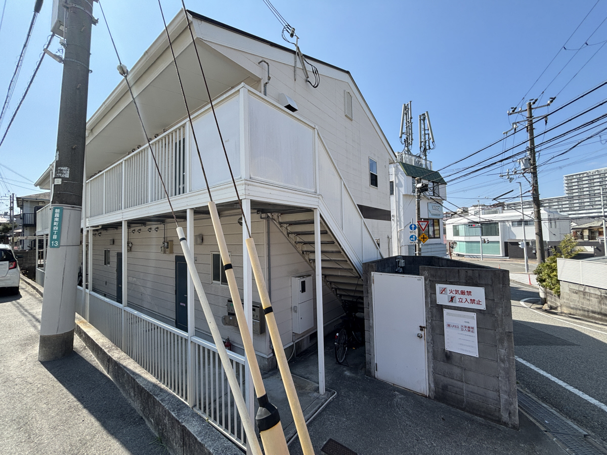 物件番号:1076709719 JR朝霧まで徒歩11分　日当り＆環境共に良好　アクセントクロスでオシャレです