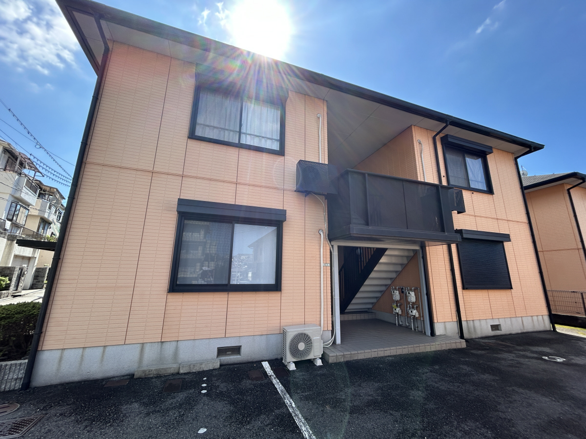 物件番号:1076709920 大手ハウスメーカー施工　生活便利な立地　前戸角部屋で日当り良好です