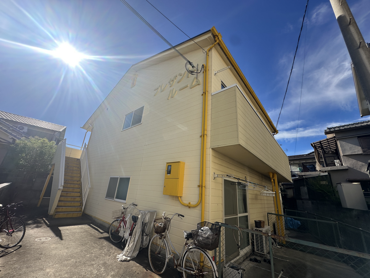 物件番号:1076732288 敷金礼金０円キャンペーン　閑静な住宅街　システムキッチン完備　駐車場セット契約