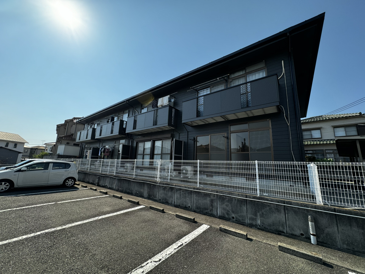 物件番号:1076737704 敷金・礼金０円キャンペーン　3DK→2LDKにリノベーション　設備も増設してます