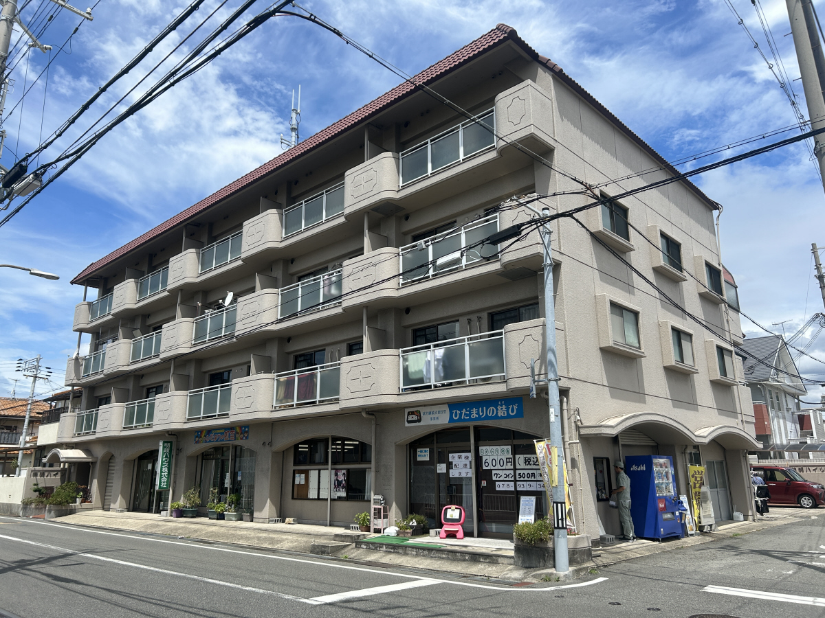 物件番号:1076745451 南向きで日当たり良好 JR西明石駅まで徒歩圏で生活便利な立地です