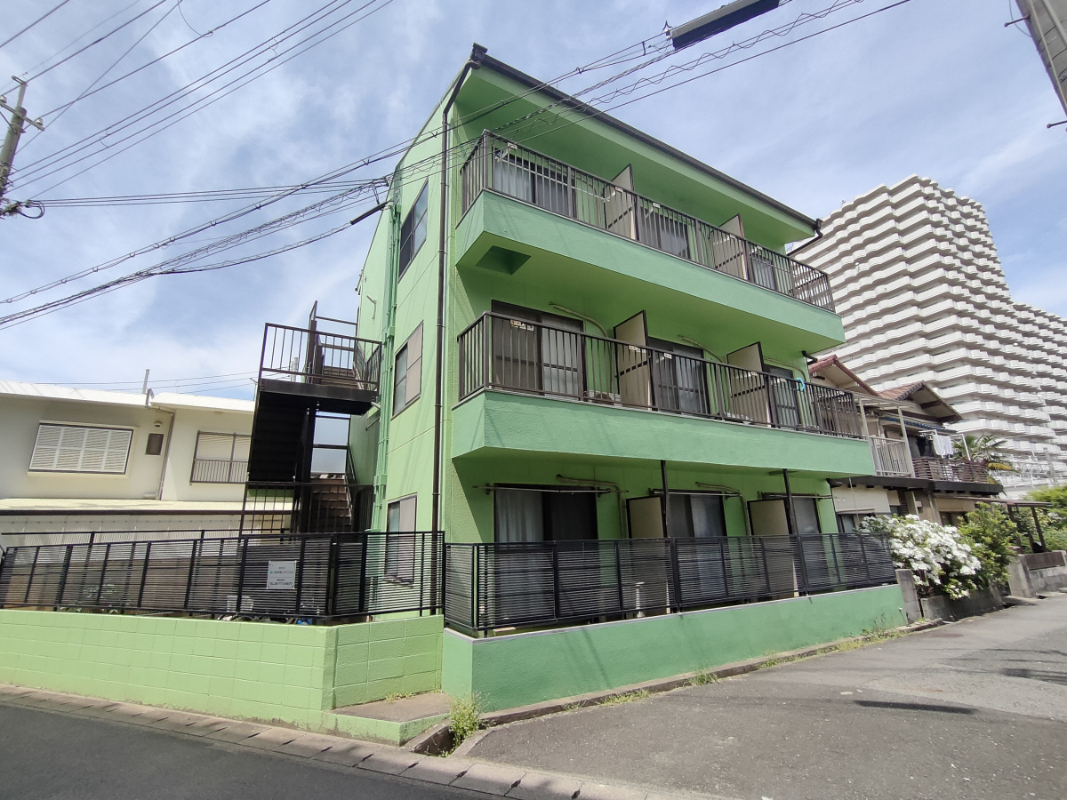 物件番号:1076744427 JR西明石駅徒歩５分で通勤・通学にも便利　室内リフォーム済です　エアコン付き