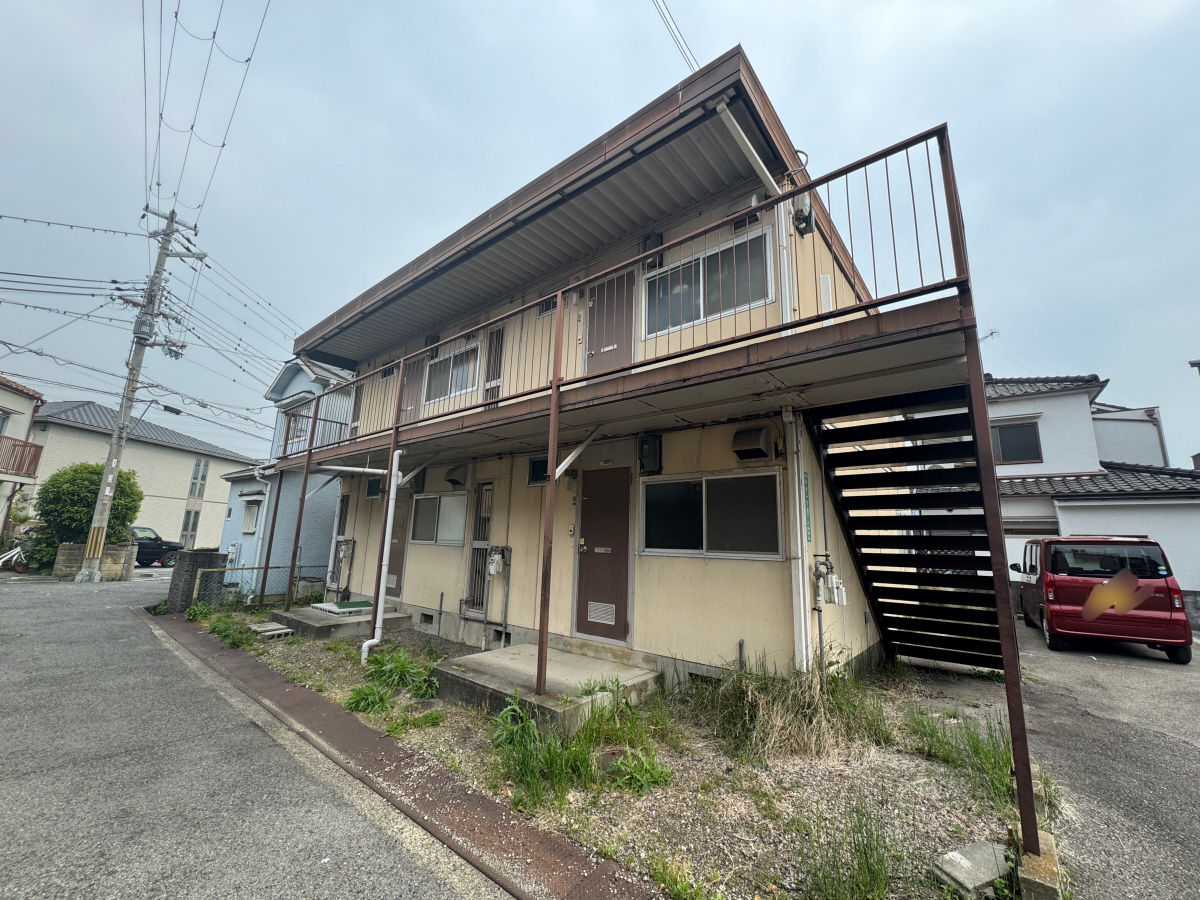 物件番号:1076711849 生活便利な立地　専用庭付き　角部屋　近隣駐車場空有り(8,000円)