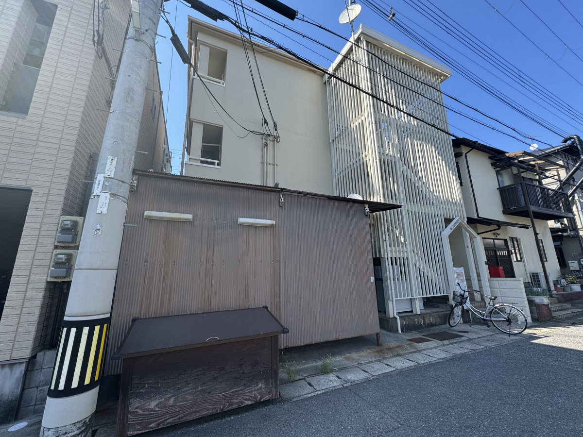 物件番号:1076737417 敷金・礼金０円キャンペーン　生活施設充実のエリア　近隣駐車場空有ります