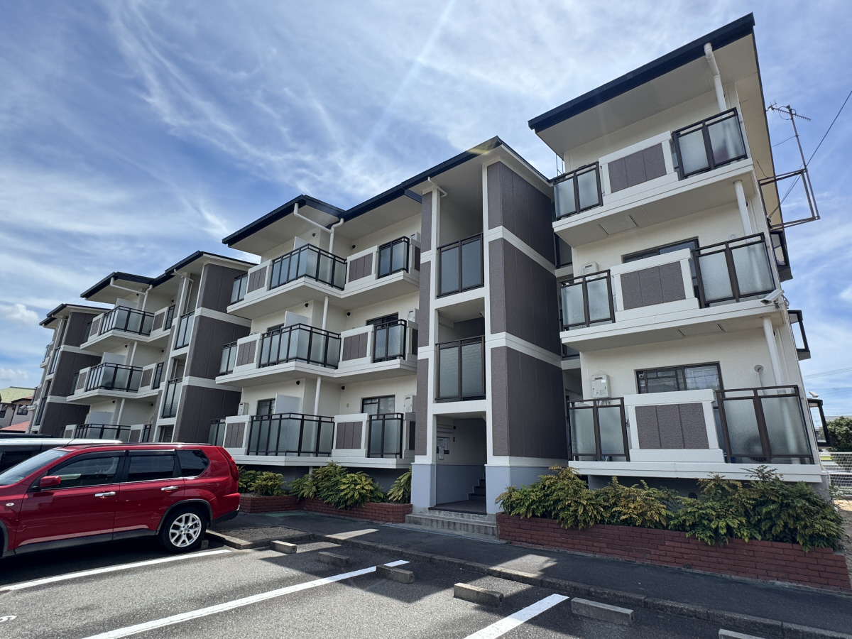 物件番号:1076738483 敷金・礼金0円キャンペーン 人気の閑静な住宅街 敷地内駐車場空有ります