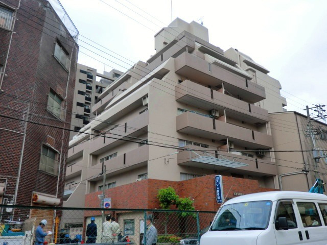 物件番号:1076713629 明石駅徒歩５分の分譲賃貸マンション　経済的な都市ガス　エレベーターつきです