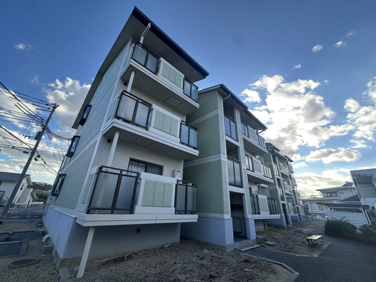 物件番号:1076723487 敷金0円キャンペーン 室内フルリノベーション 生活便利な立地です