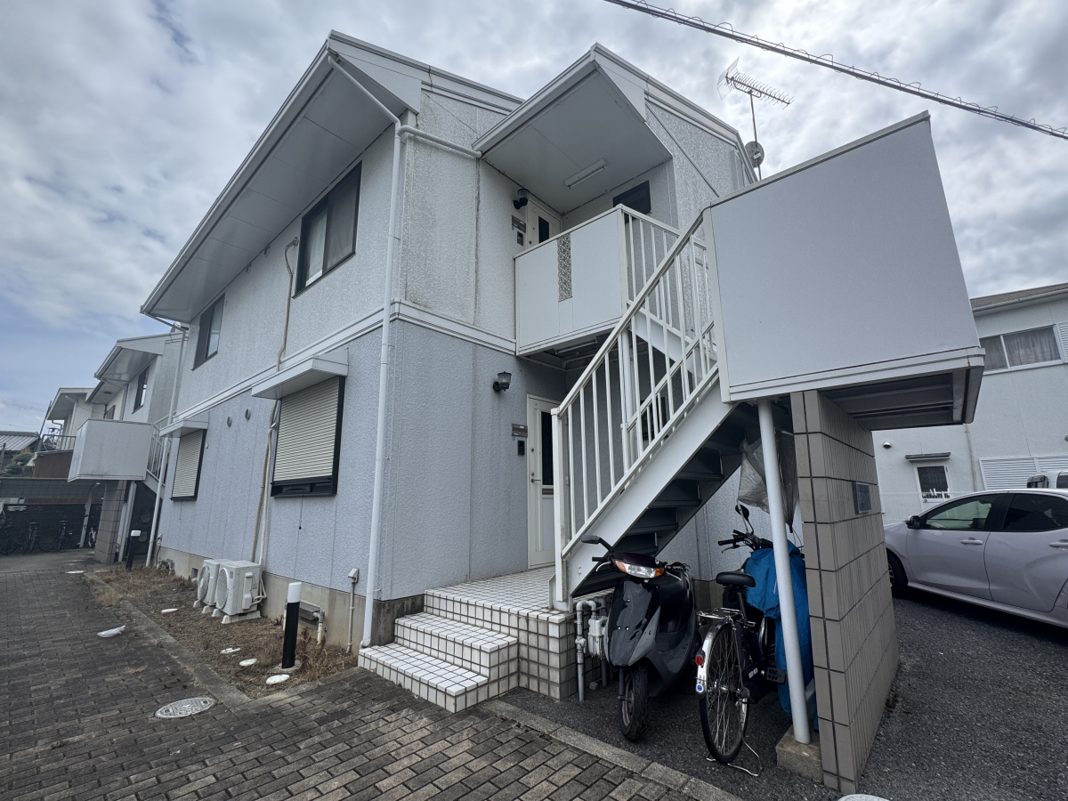 物件番号:1076714922 敷金・礼金０円キャンペーン　シャンプードレッサー付き　駐車場１台込の賃料です