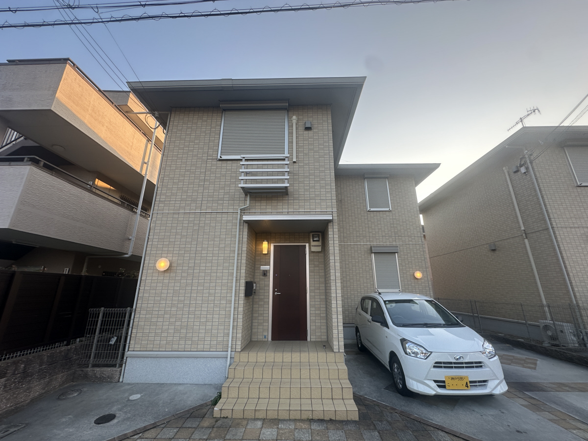 物件番号:1076715632 オール電化の戸建 駐車場2台無料 一坪風呂やカウンターキッチンなど設備充実