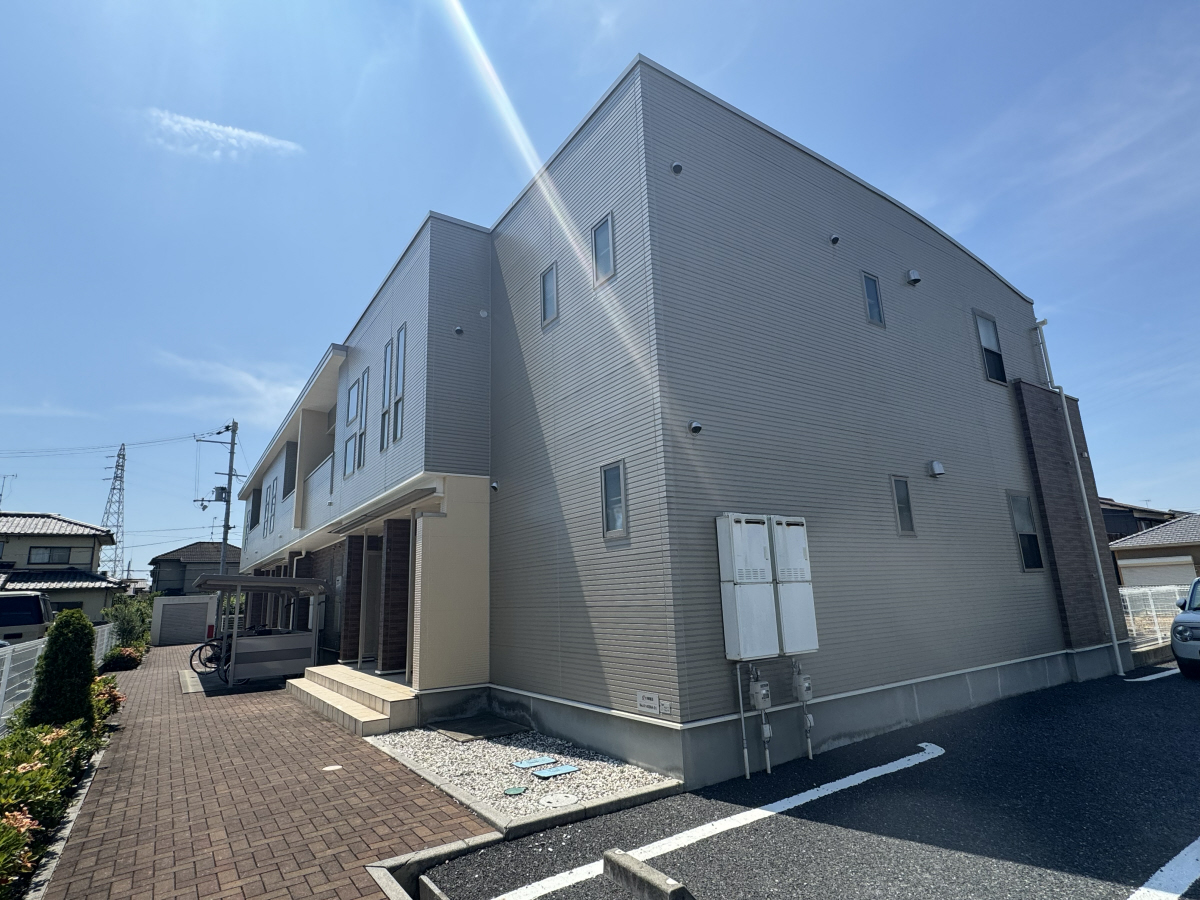 物件番号:1076716811 敷金・礼金０円キャンペーン　人気のカウンターキッチン　設備も充実してます