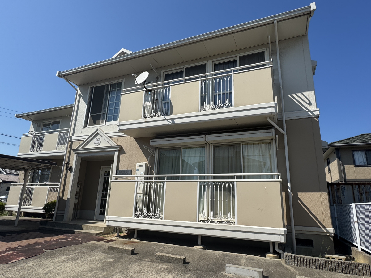 物件番号:1076716254 全戸角部屋　南向きで日当り良好　敷地内駐車場完備です