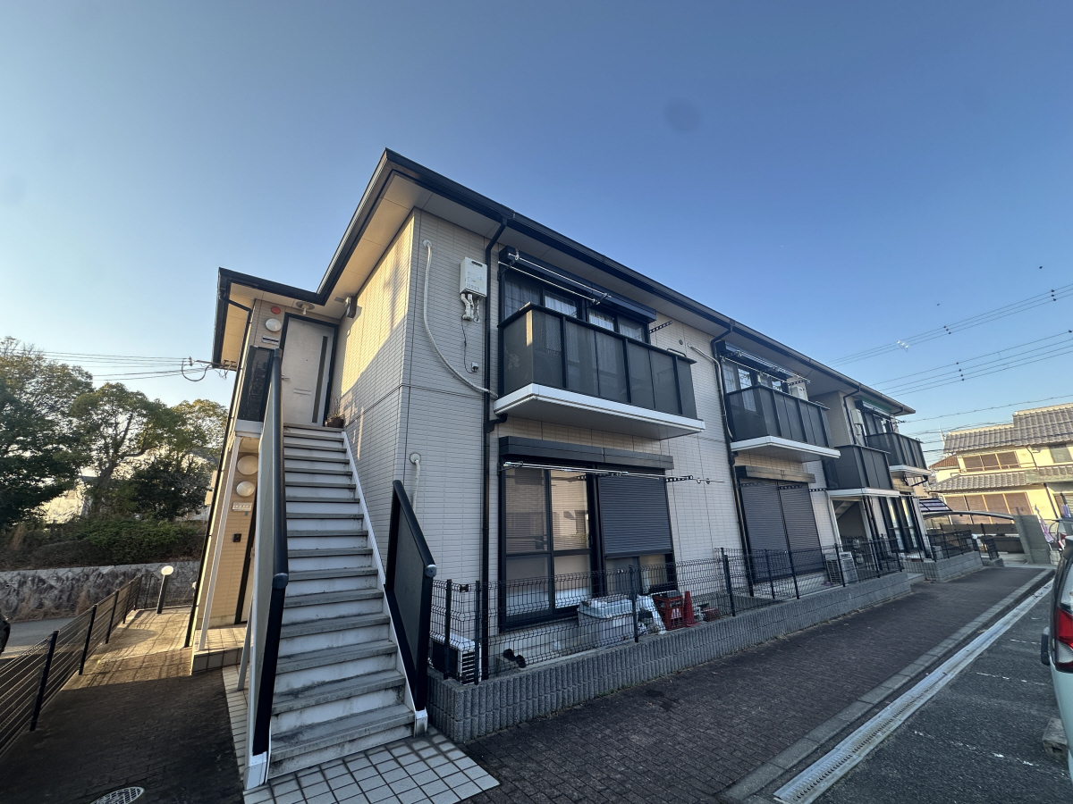 物件番号:1076734342 敷金・礼金0円キャンペーン 閑静な住宅街 駐車場1台込の賃料です