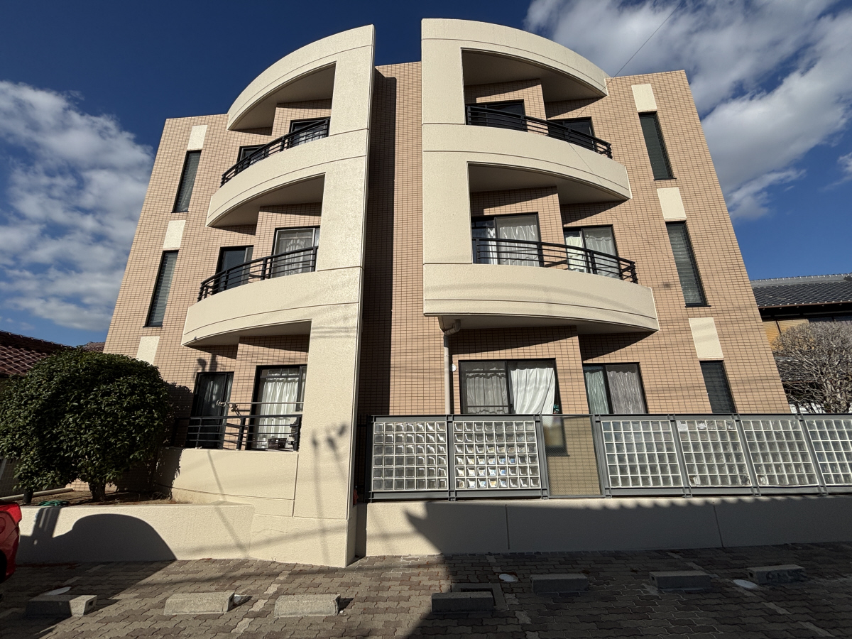 物件番号:1076719549 2面バルコニーで日当たり良好 近隣生活施設有り 全戸角部屋のRCマンション