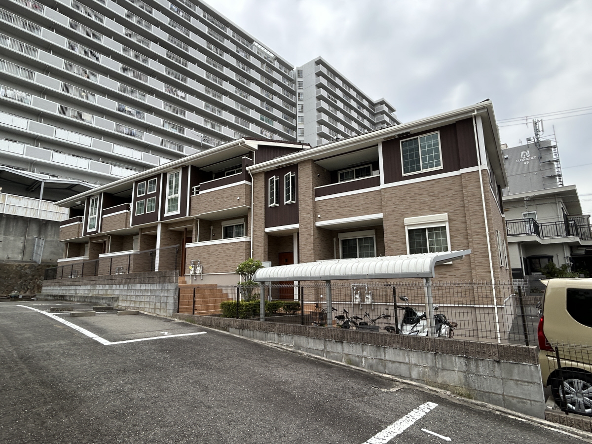 物件番号:1076746936 大手ハウスメーカー施工の築浅ハイツ 設備充実 日当り良好です