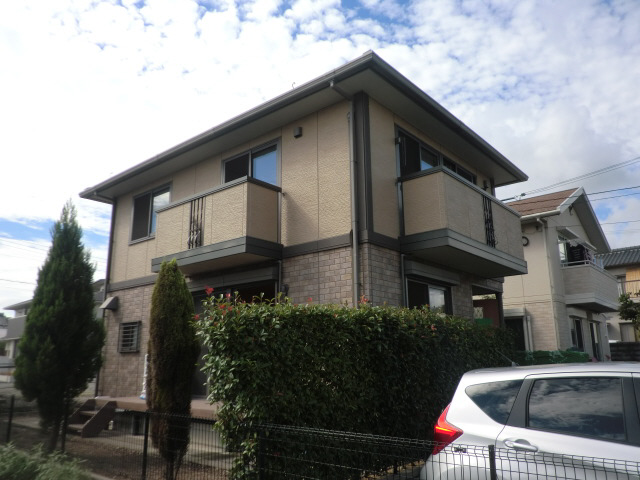 物件番号:1076718034 大手ハウスメーカー施工の一戸建て　オール電化　駐車場2台込の賃料です