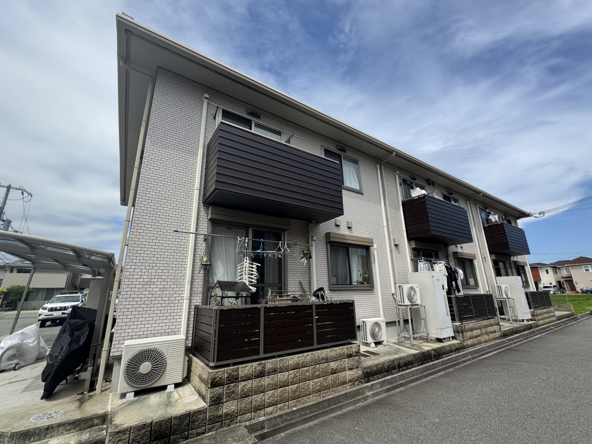 物件番号:1076718277 オール電化の築浅ハイツ 大手ハウスメーカー施工 駐車場1台込みです