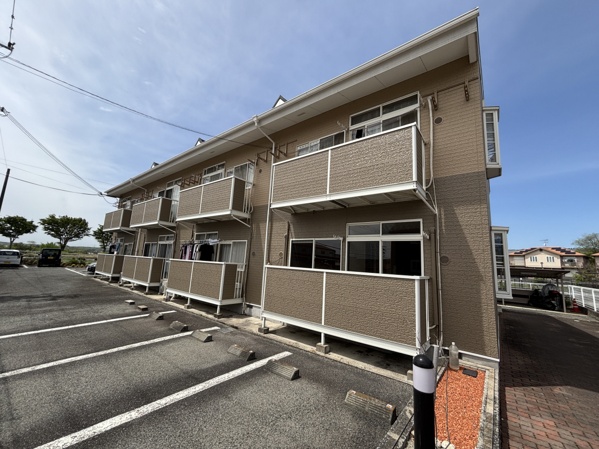 物件番号:1076731264 大手ハウスメーカー施工物件　周辺施設充実　エアコン付き　敷地内駐車場完備