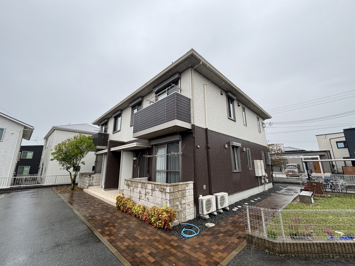 物件番号:1076719566 大手ハウスメーカー施工　設備充実　ペット相談　インターネット無料　P1台無料