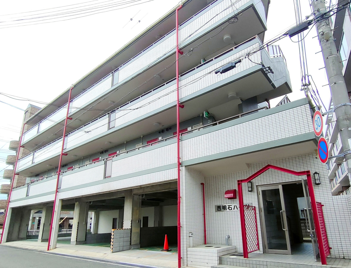 物件番号:1076720043 ＪＲ西明石駅より徒歩10分　リノベーション済でキレイです　コンロ・エアコン付き