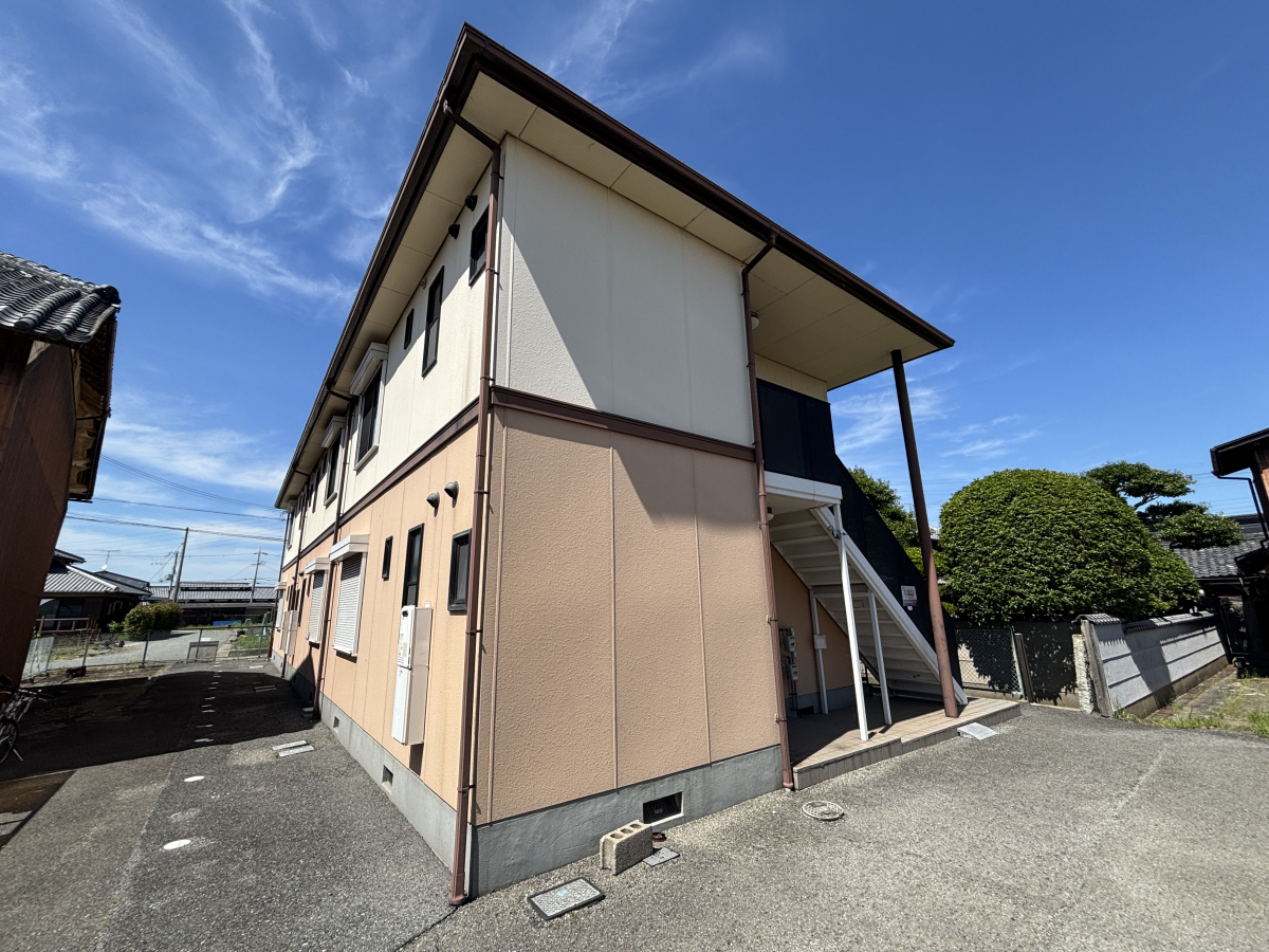 物件番号:1076720771 大手ハウスメーカー施工 駐車場1台込みの賃料 専用庭付きでファミリーのもオススメ