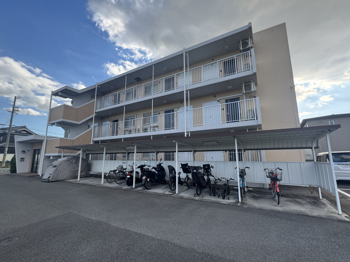 物件番号:1076721215 ☆駐車場2台込みの賃料です☆ 西二見徒歩5分 オール電化築浅RCマンション