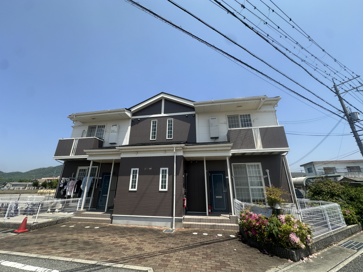 物件番号:1076727569 敷金・礼金０円キャンペーン　角部屋・南向きバルコニーで日当り良好です