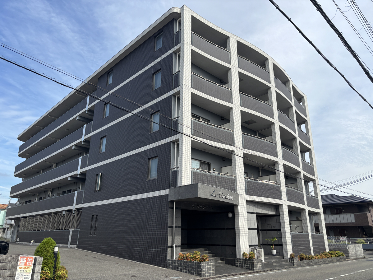 物件番号:1076743041 JR西明石駅まで徒歩10分　大手ハウスメーカー施工の築浅RCマンションです