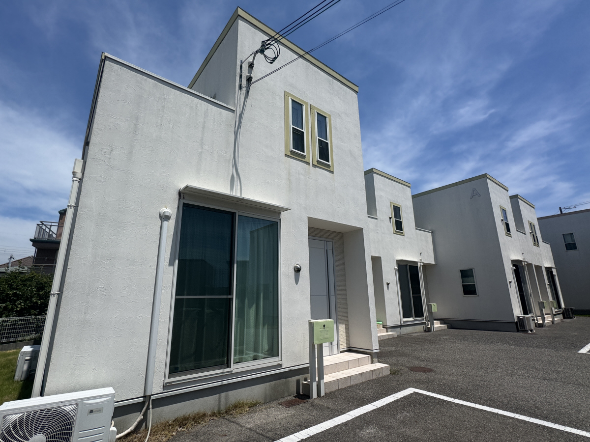 物件番号:1076722036 ペット相談可の築浅テラスハウス JR朝霧駅まで楽々の徒歩圏内です