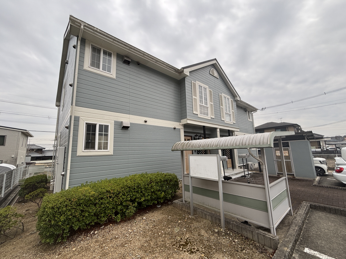 物件番号:1076722068 大手ハウスメーカ施工 駅近物件 収納量たっぷりで便利です コンビニ徒歩2分