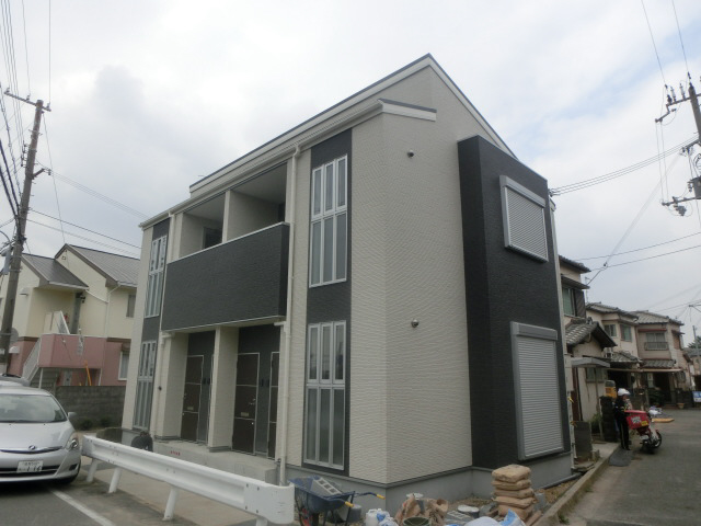 物件番号:1076723296 1R・1Kでは物足りないあなたに☆コスパ◎ 駅近で生活便利な立地です