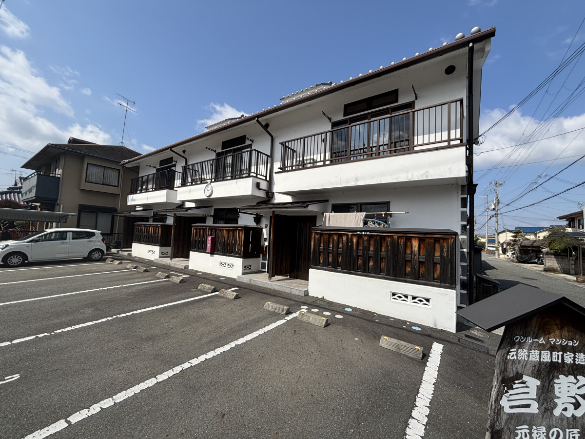 物件番号:1076723569 三木駅徒歩８分　築浅都市ガスハイツ　敷地内駐車場完備　ネット無料☆