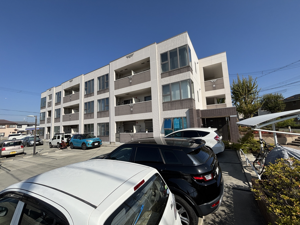 物件番号:1076723589 大手ハウスメーカー施工　オートロック付き　スーパー・コンビニ近く生活便利な立地