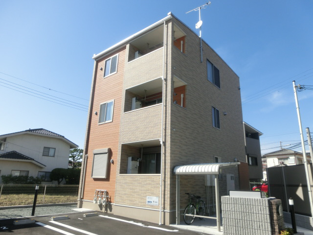 物件番号:1076723874 大手ハウスメーカー施工　駅徒歩4分　各フロア1邸　エアコン付き等設備充実