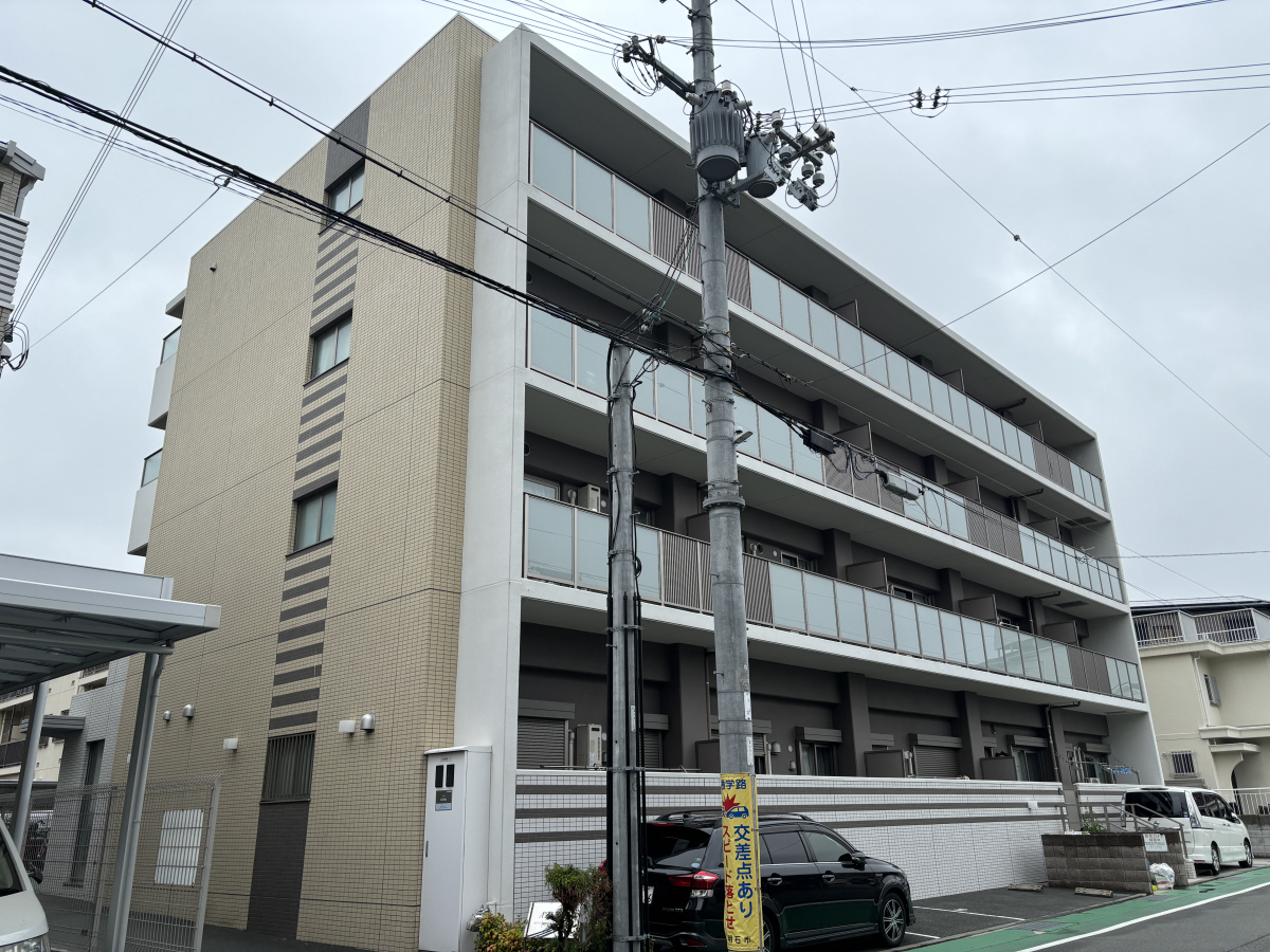 物件番号:1076728671 JR西明石駅徒歩8分 オートロック&エレベーター付き 経済的な都市ガス