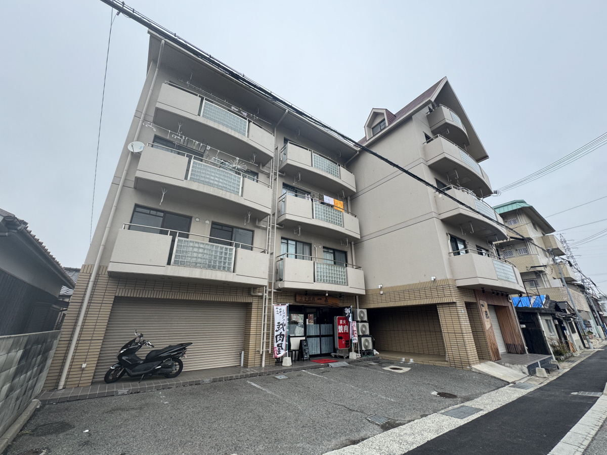 物件番号:1076735848 明石駅までも徒歩圏内　周辺生活施設多数有り　南向きで日当たり良好です